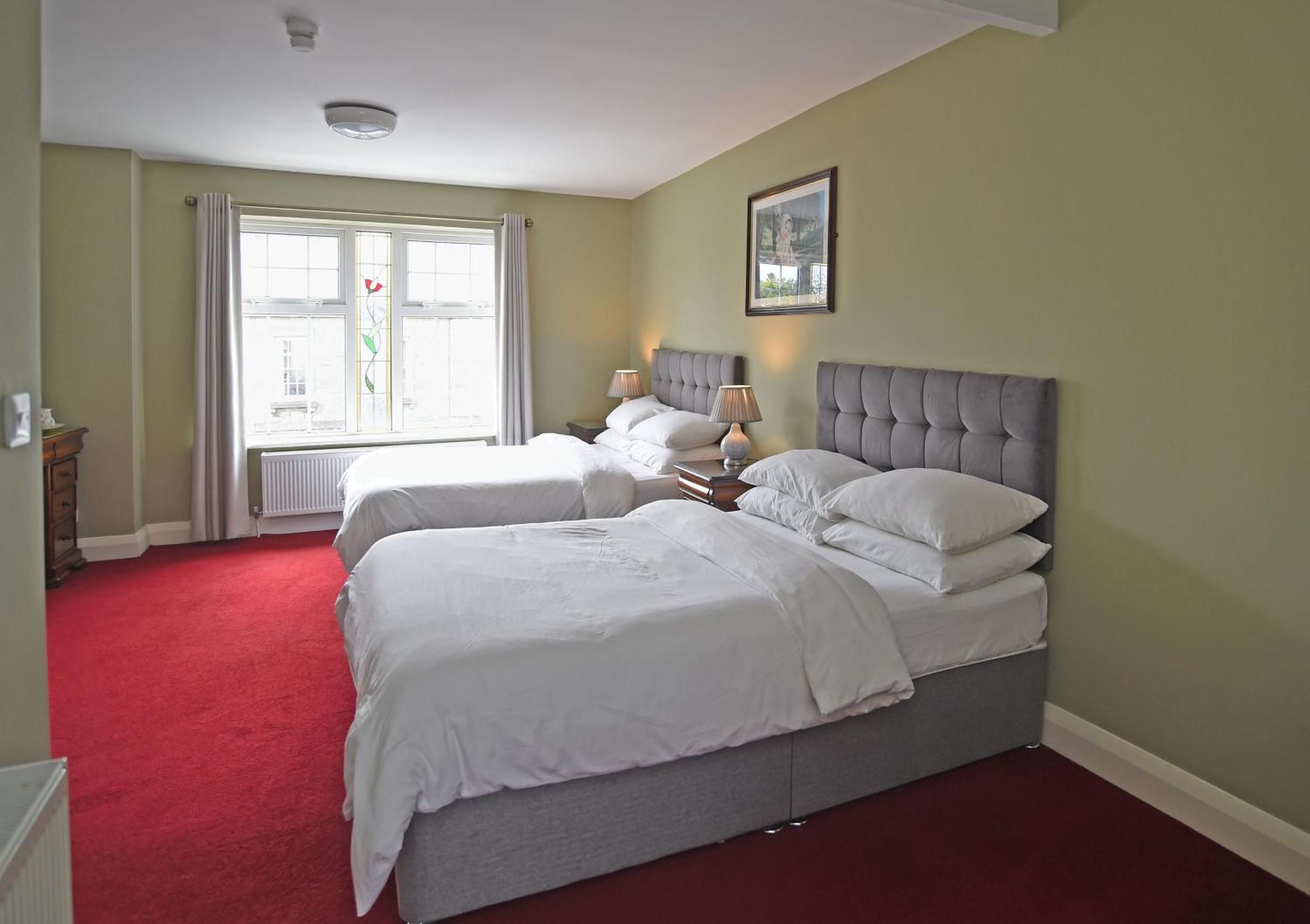 Family Room,1598411710:JPEG
